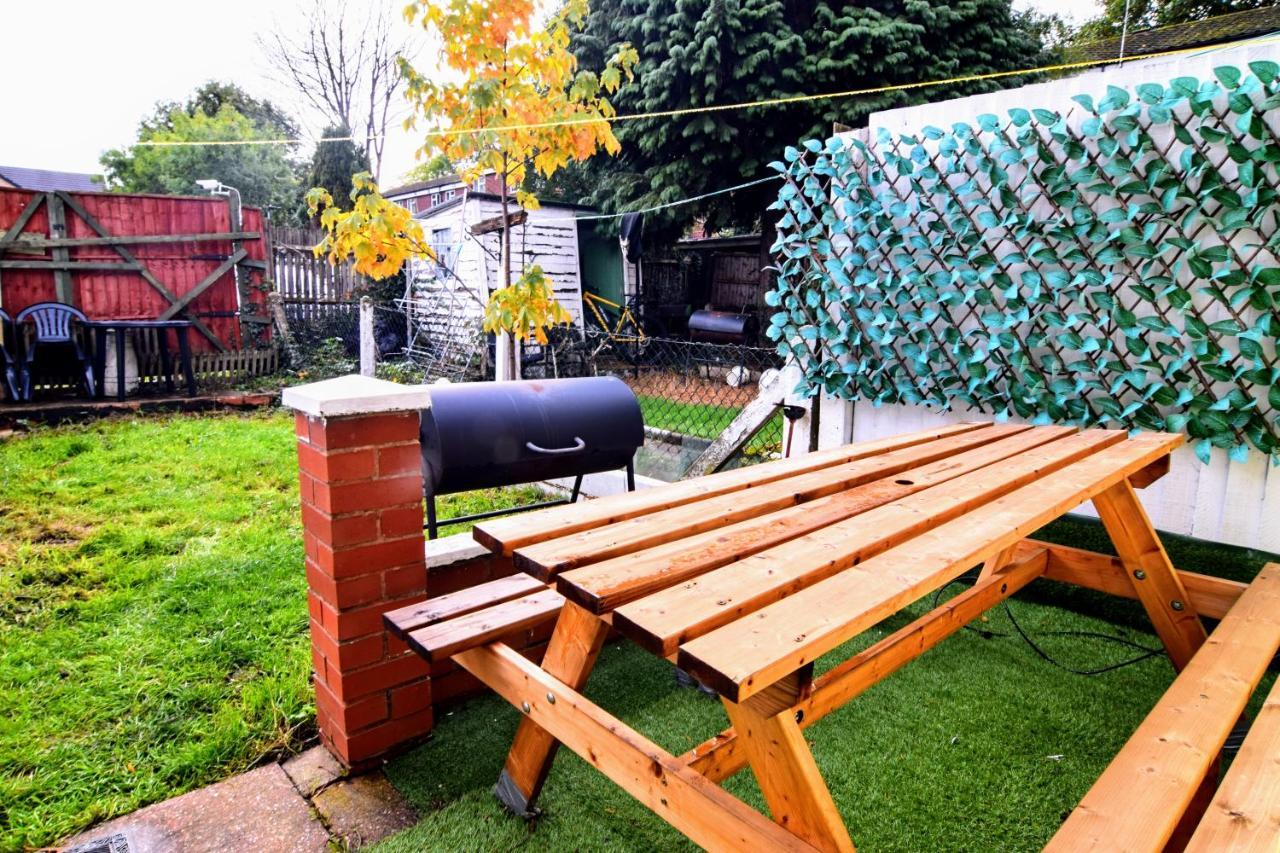 The Chinatown Home - Private Garden, Netflix, Bbq & Bar Birmingham Exteriér fotografie