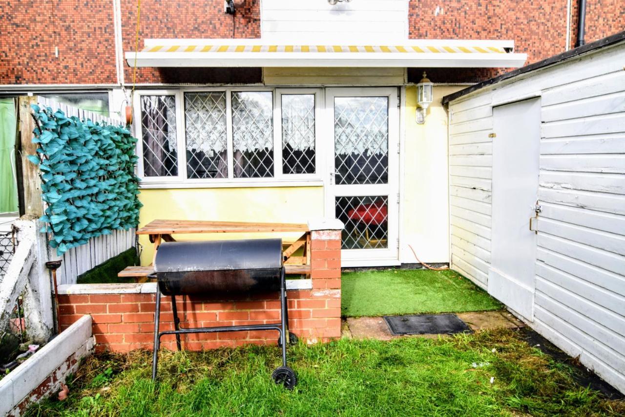 The Chinatown Home - Private Garden, Netflix, Bbq & Bar Birmingham Exteriér fotografie