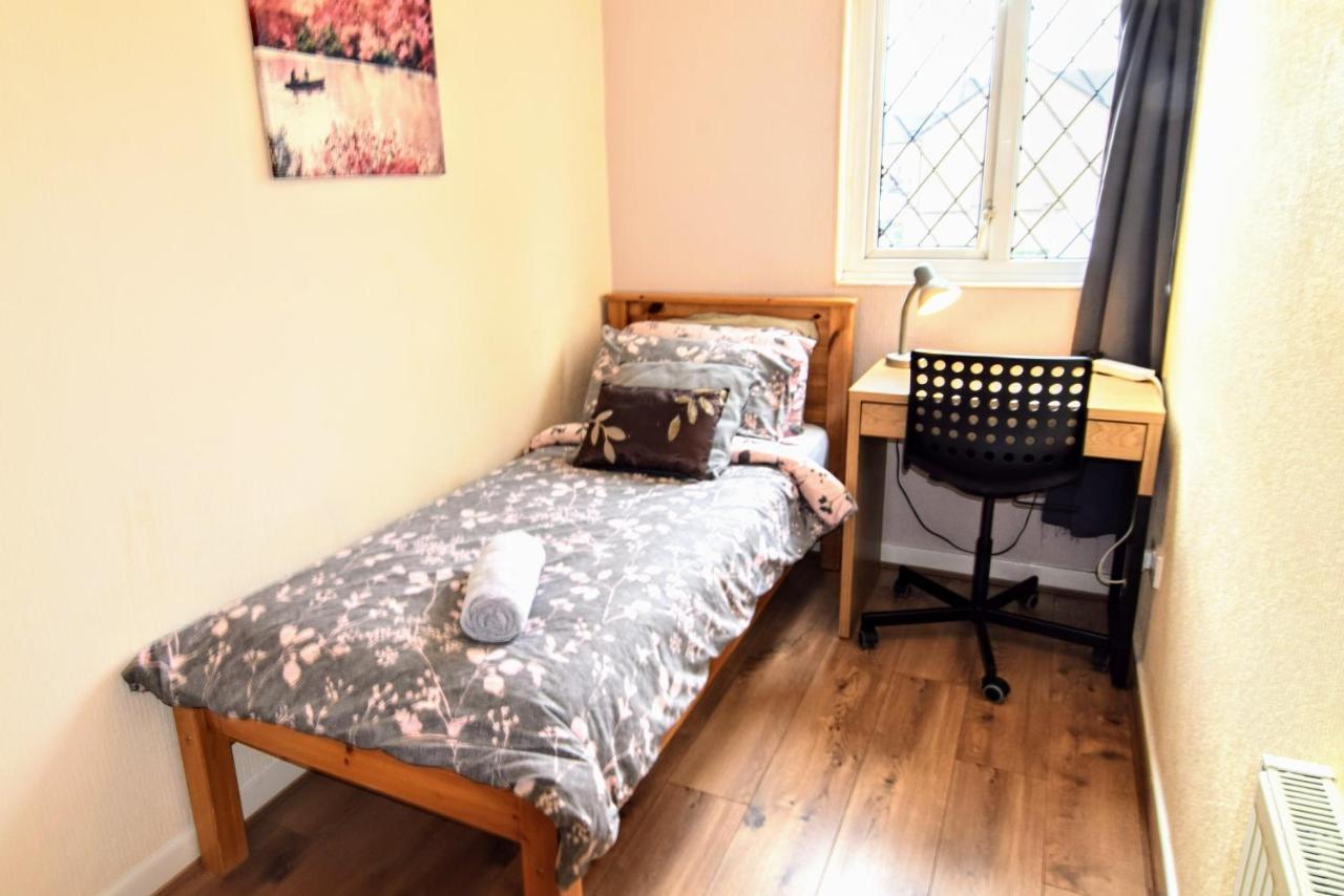 The Chinatown Home - Private Garden, Netflix, Bbq & Bar Birmingham Exteriér fotografie